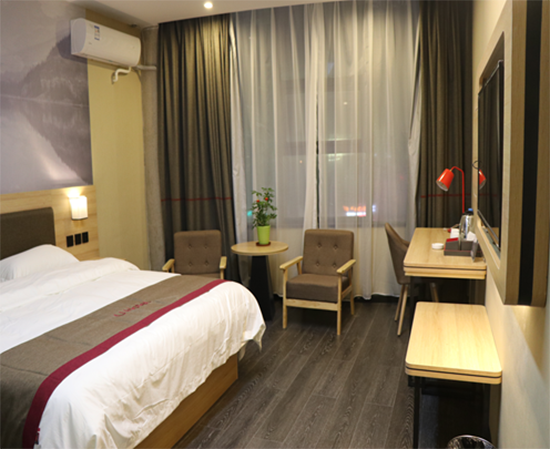 Shankee Hotel (Danyang Railway Station Glasses City) 2*