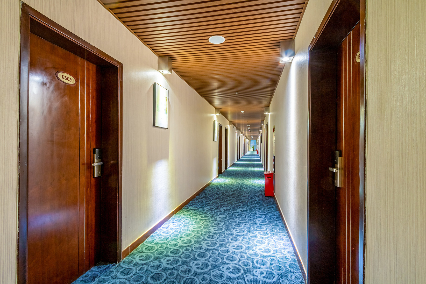 Baili Business Hotel 2*