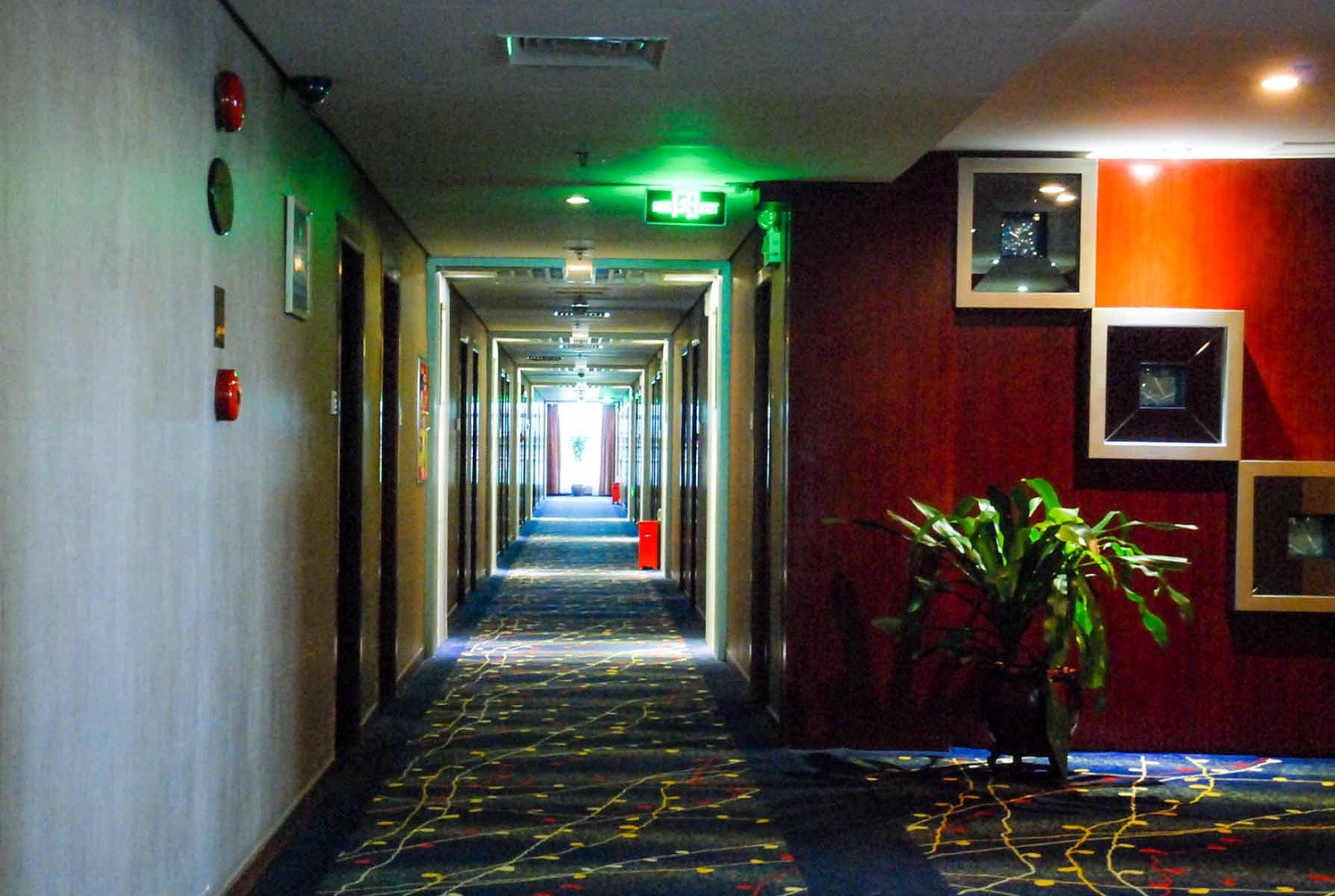 Baili Business Hotel 2*