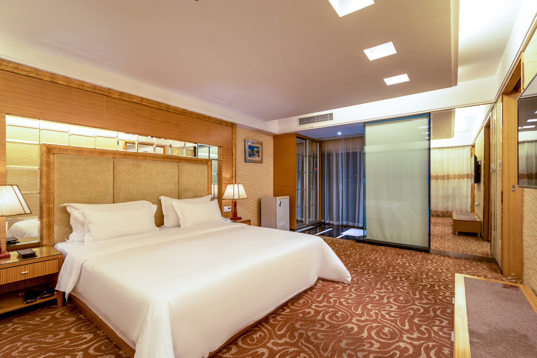 Baili Business Hotel 2*