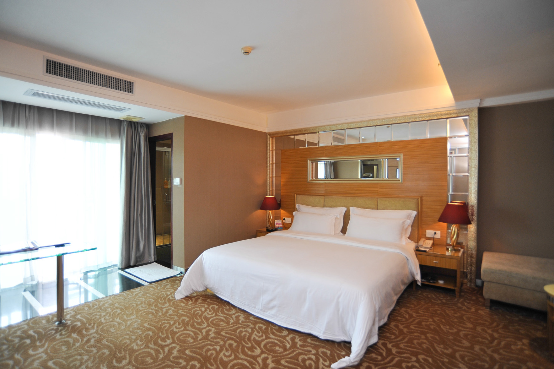 Baili Business Hotel 2*