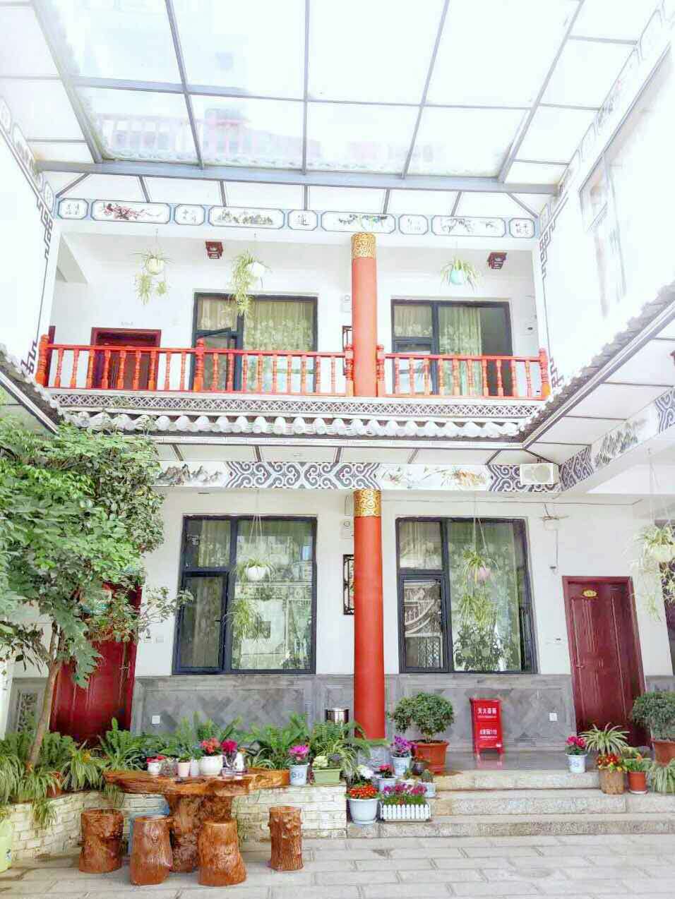 taifengbieyuankezhan 2*