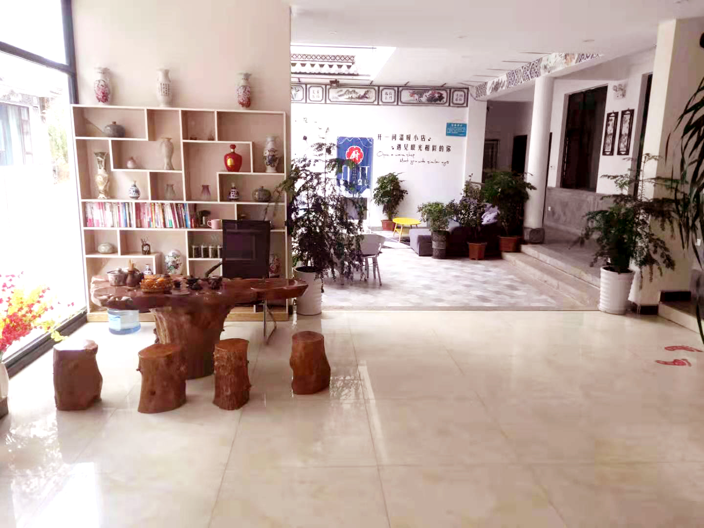 taifengbieyuankezhan 2*