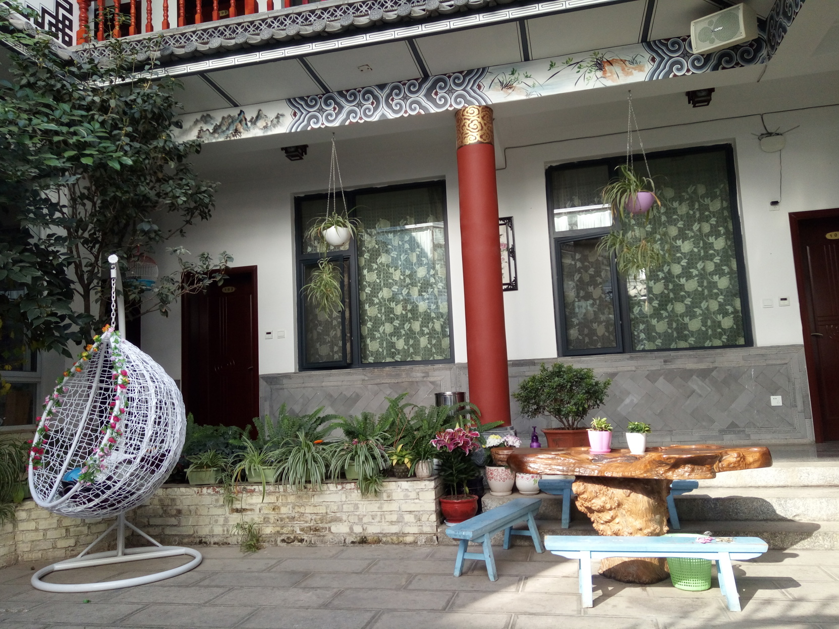 taifengbieyuankezhan 2*