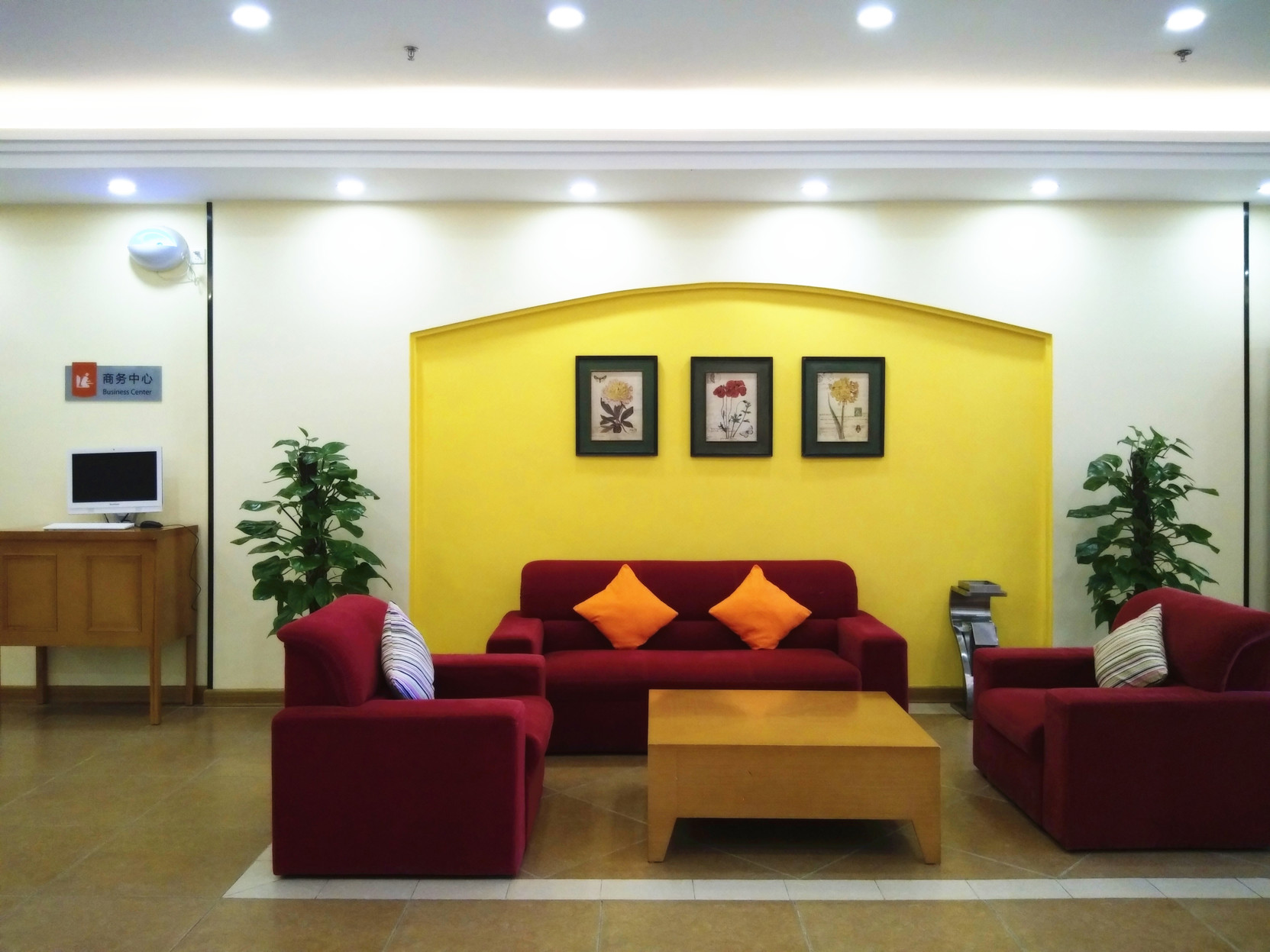 Home inn (Jingxi Jinxiu Ancient Town Longtan Park Branch) 2*