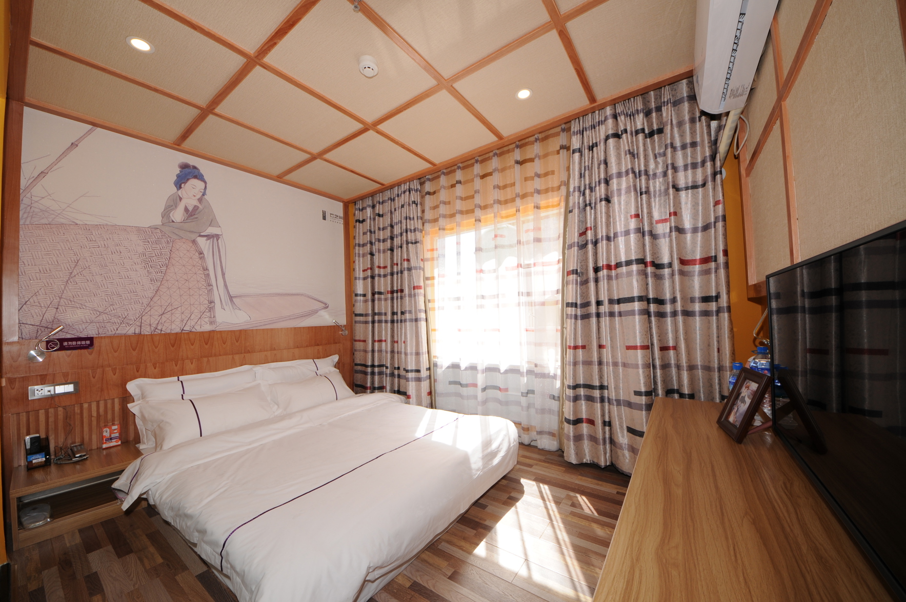 CLOUDS Hotel (Dali Xiangyun Bell and Drum Tower) 2*