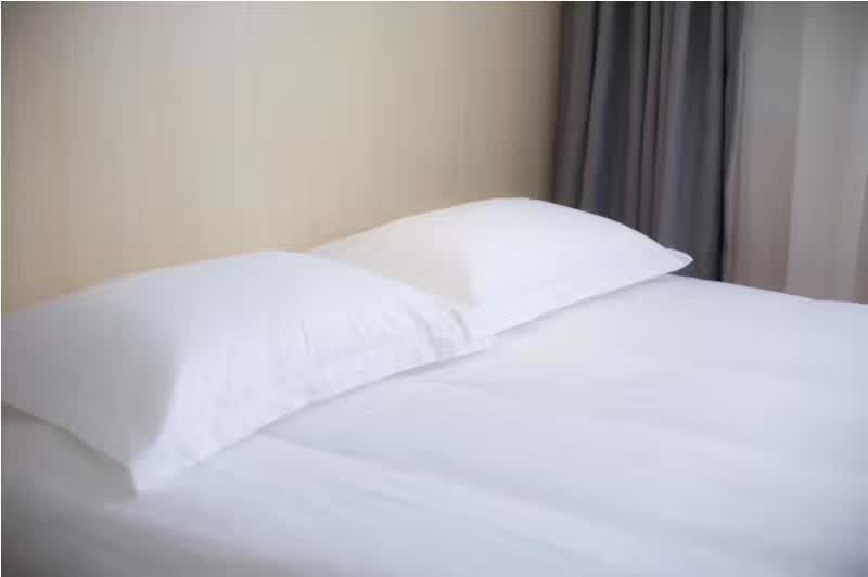 100 Inn Liangpin Hotel (Shanghai Qingpu Industrial Park Xincheng Subway Station) 2*