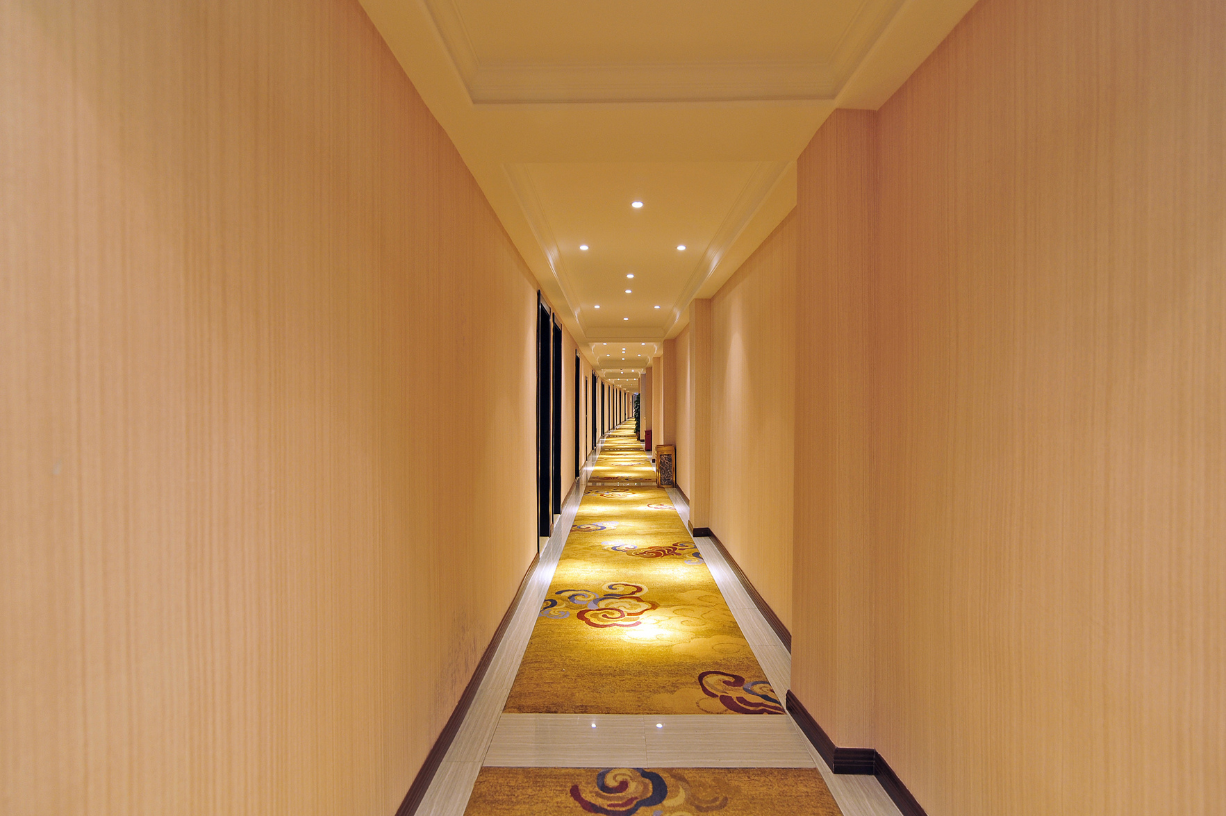 Super 8 Hotel 2*