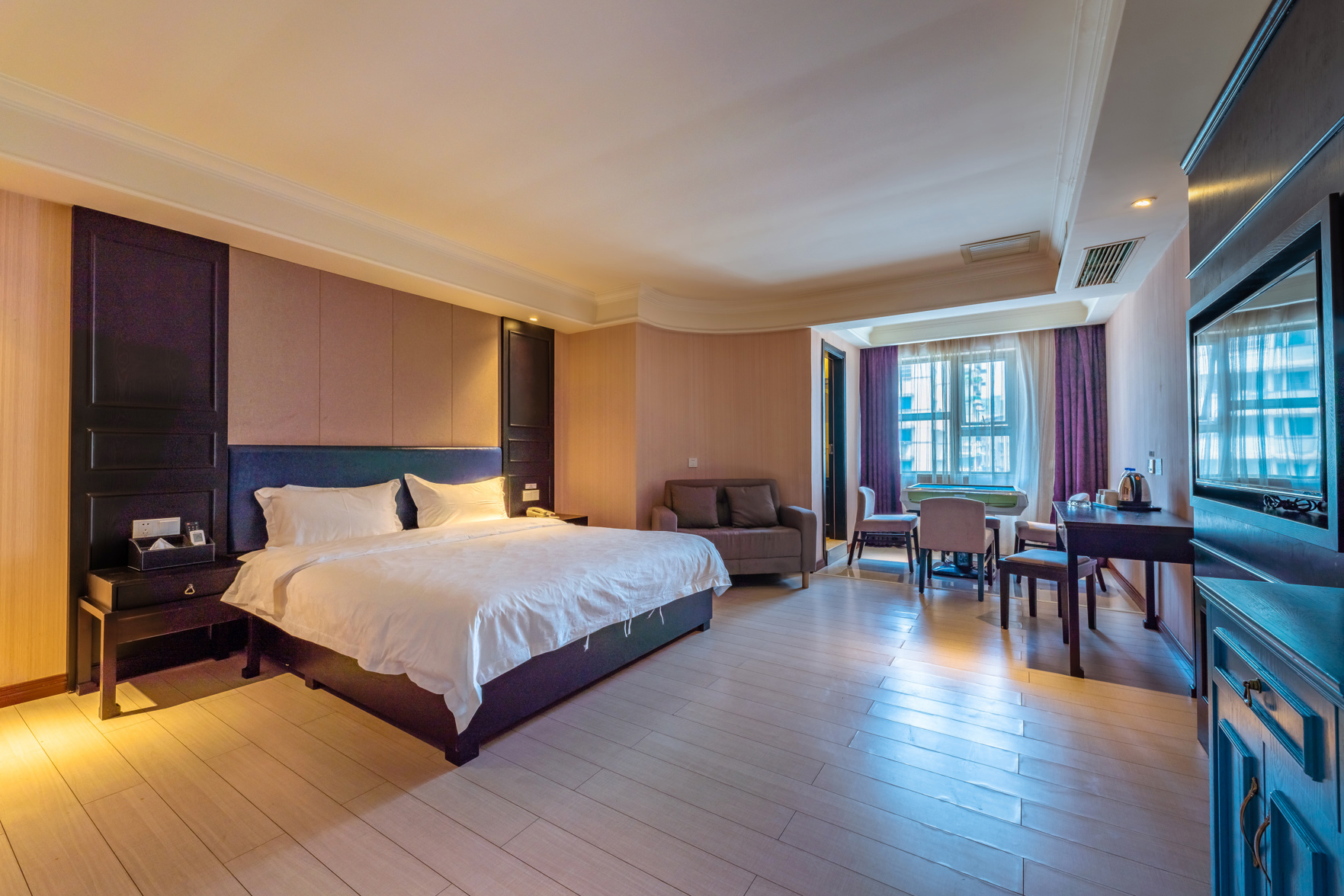 Super 8 Hotel 2*