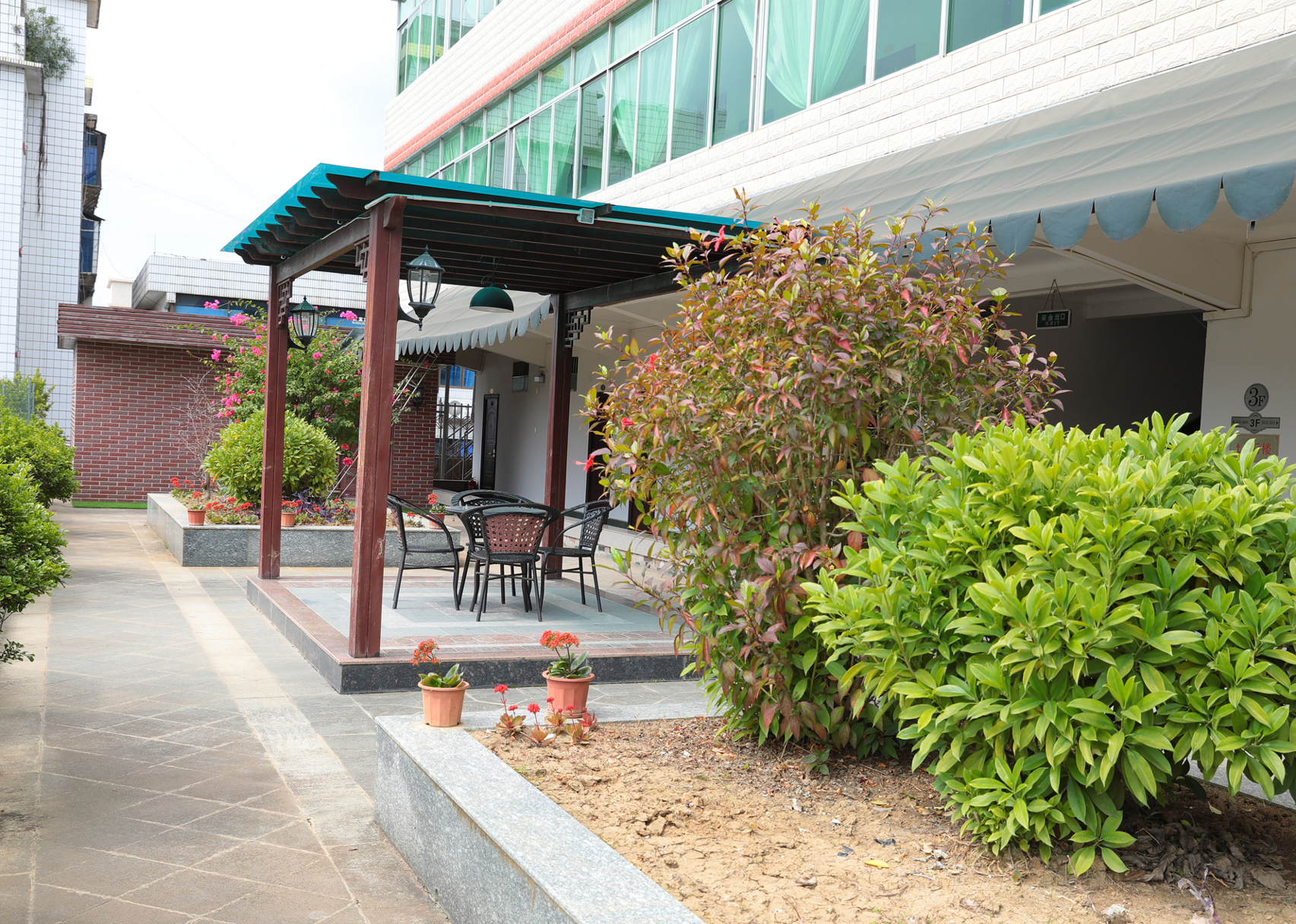Nanning Wuming Chujian Hotel (bus terminal store) 2*