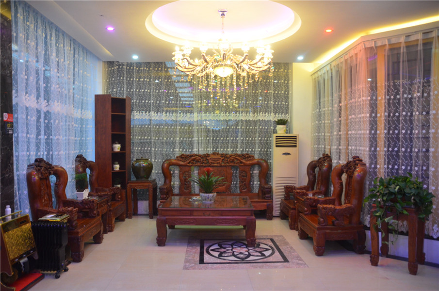 Guiyang Xuanhe Theme Hotel Baiyun Park Branch 2*