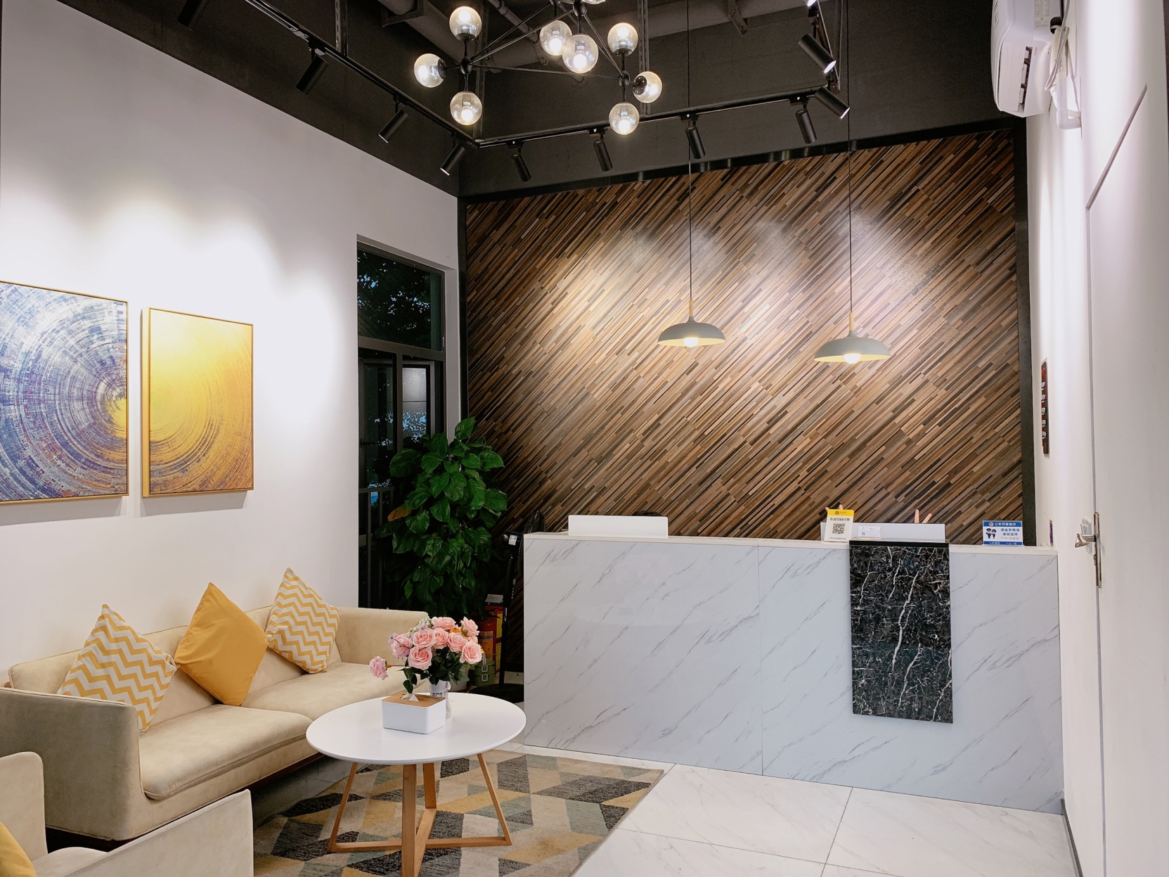 Calman Hotel(Guangzhou Wenchong Shuanggang subway station) 0*