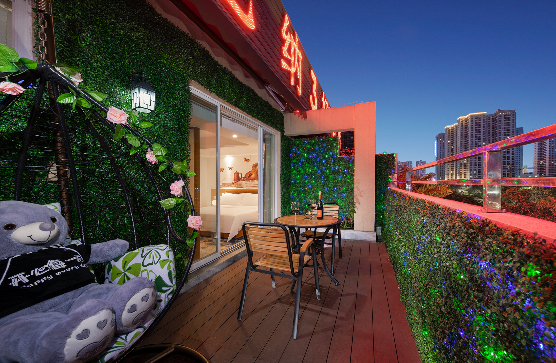 Vienna 3 Best Hotel (Beihai Yintan Guoji Keyun Gang Street) 3*