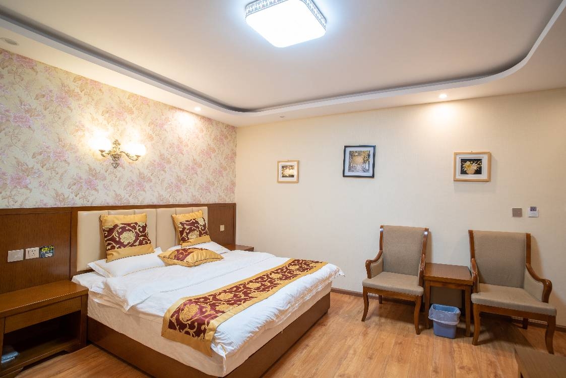 qingyahotel 2*