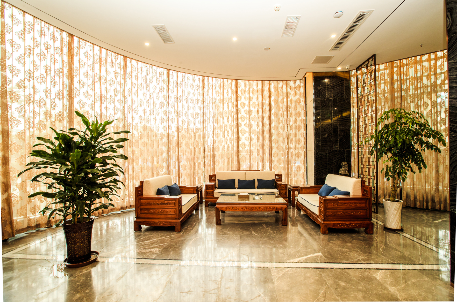 Jintian Hotel (Qionglai Dingsheng Times Plaza) 3*