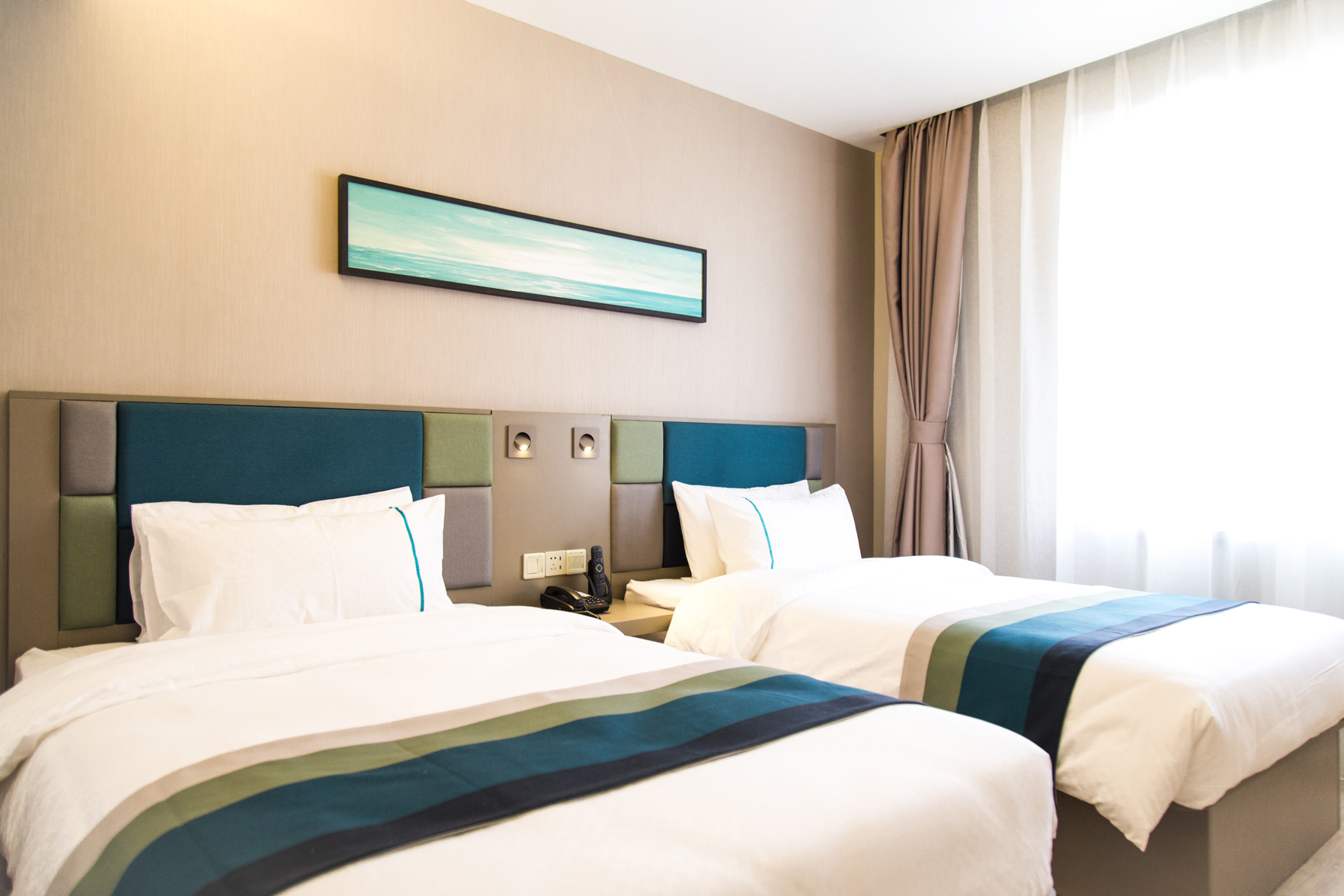 Homeinn Selected Hotel (Shenyang Zhongjie Imperial Palace Hang Lung Plaza) 3*