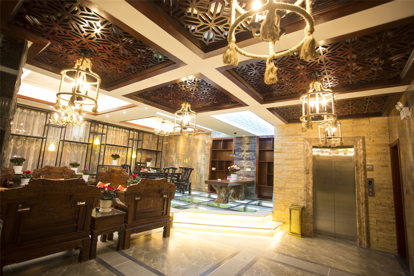 Haoyue Shijia Hotel 2*