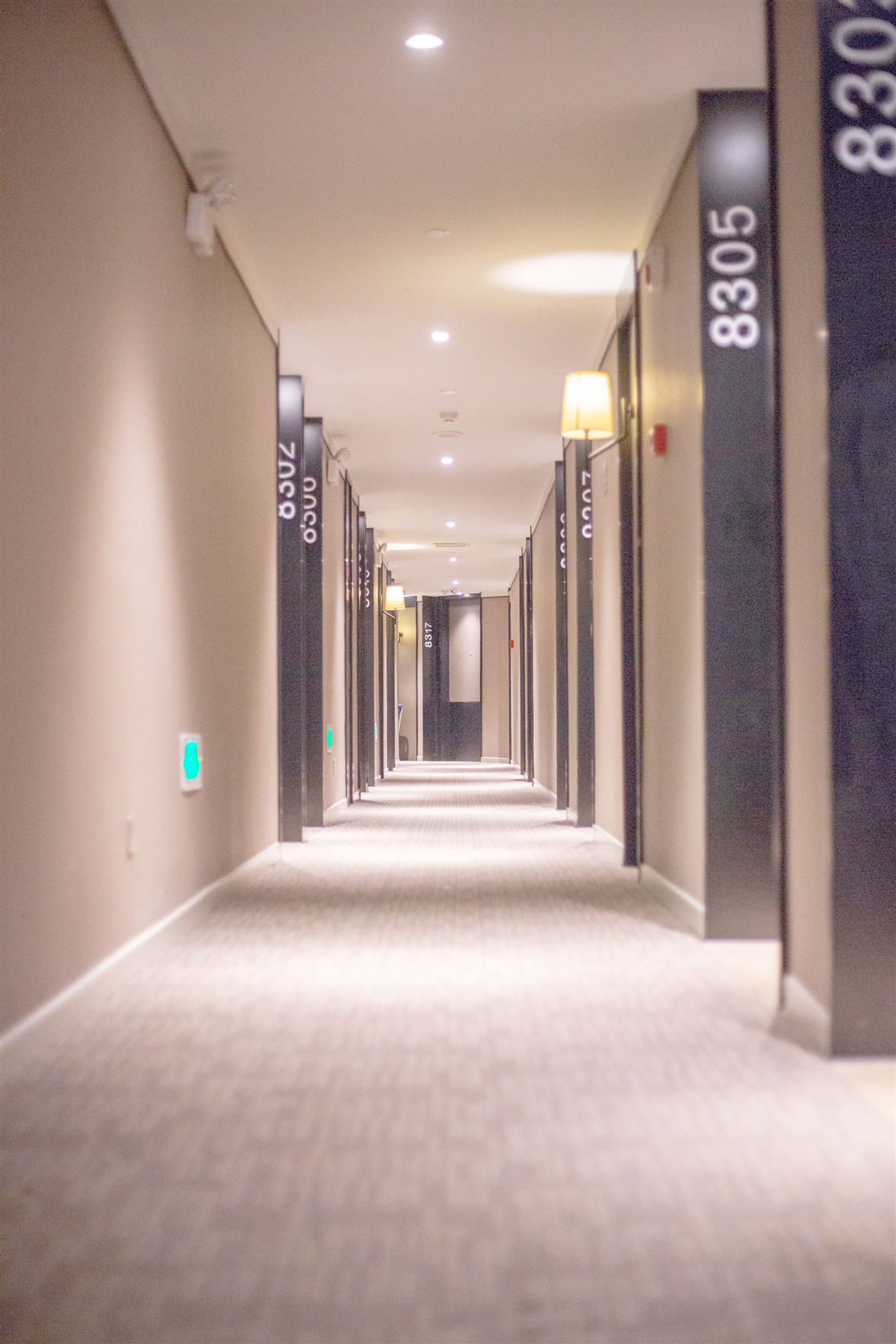 Ease Hotel (Guiyang Convention and Exhibition Center, Financial City Museum) 3*