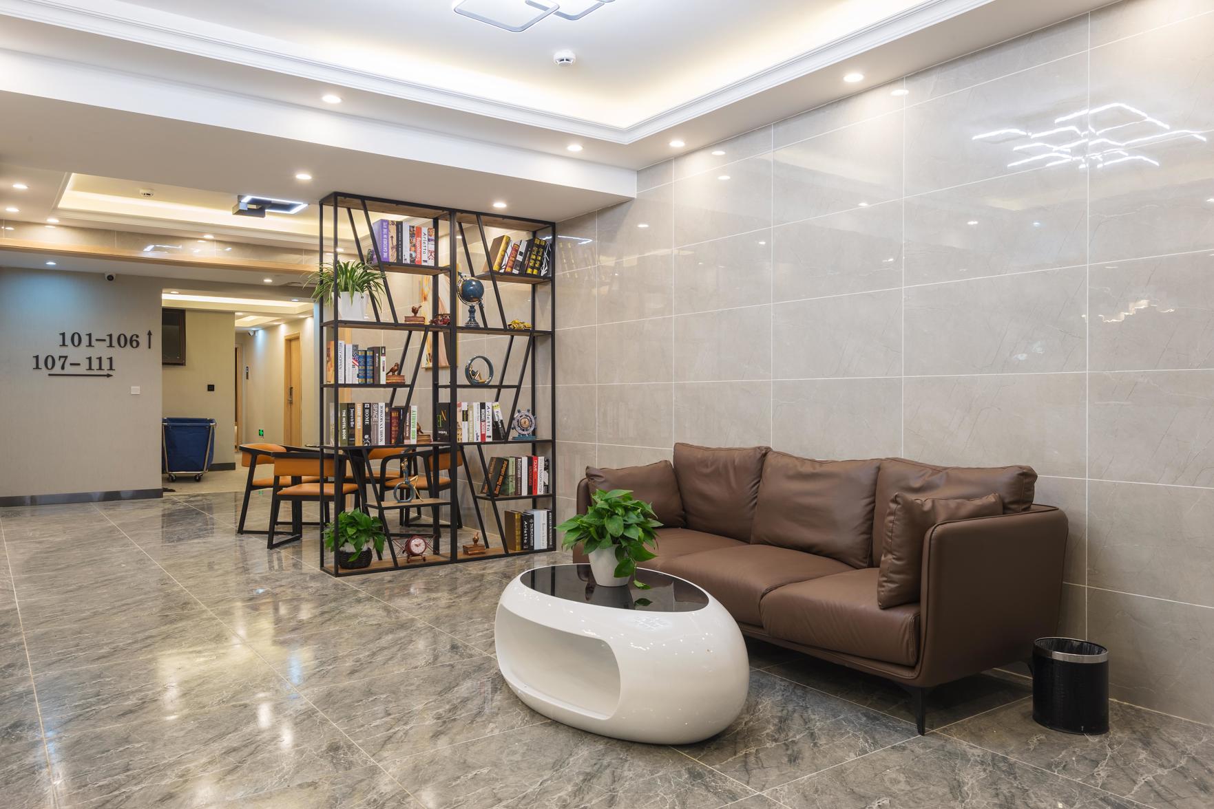 Dulaiqi Boutique Hotel (Guiyang Longdongbao Airport Shop) 2*