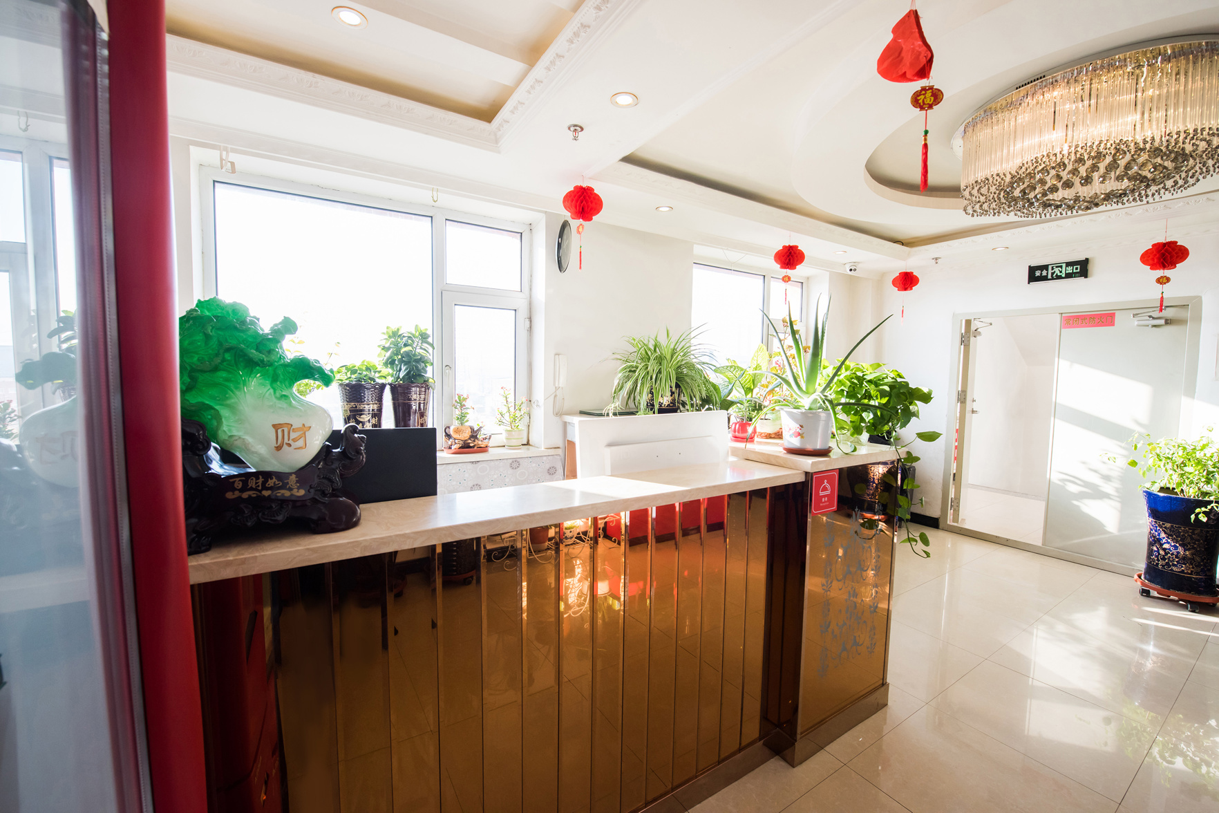 Home Inn Huaxuan Hotel (Changchun Zhinong Street Branch) 2*