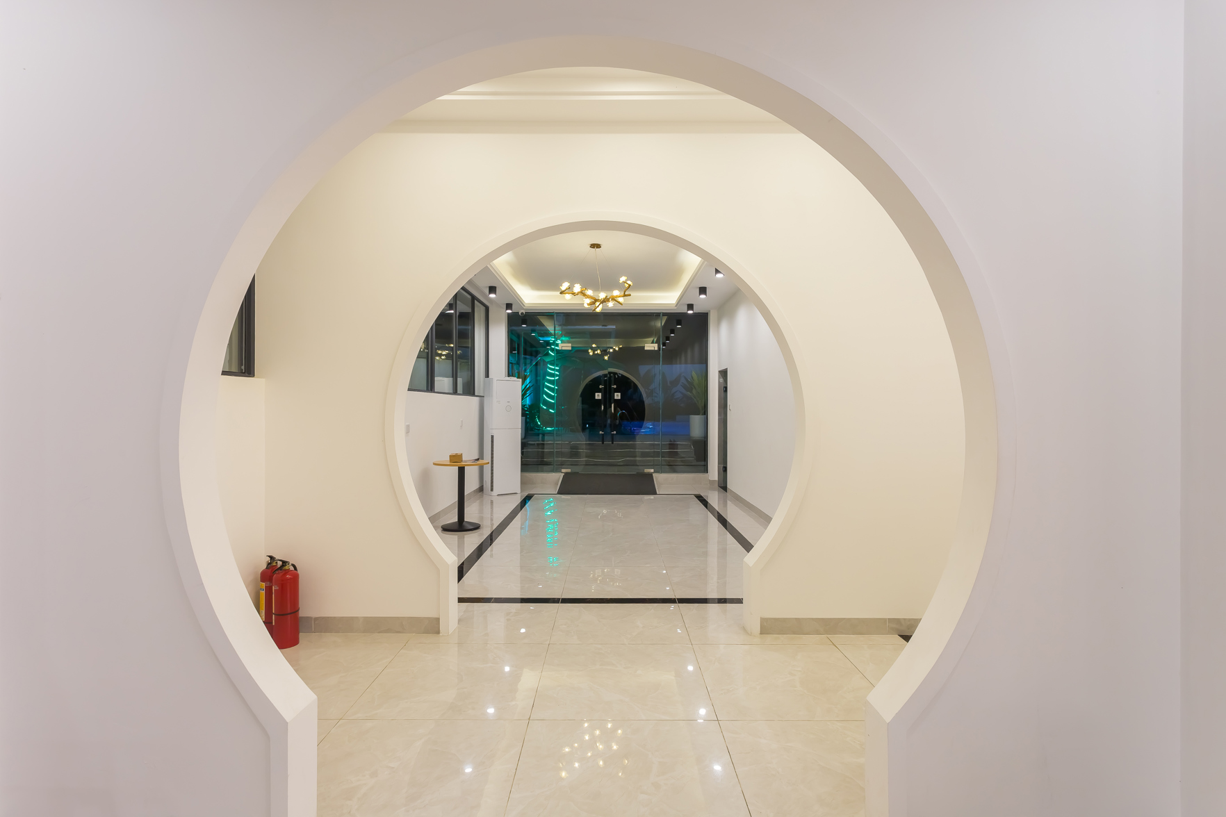 Mosheng Shangsu Travel Rental (Tropical Paradise Forest Park) 2*