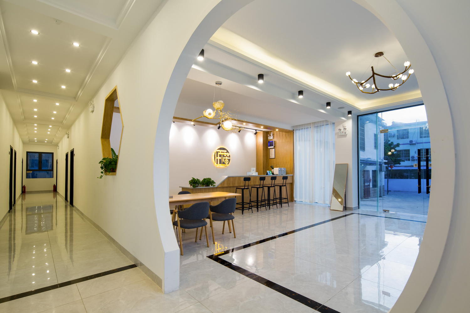 Mosheng Shangsu Travel Rental (Tropical Paradise Forest Park) 2*