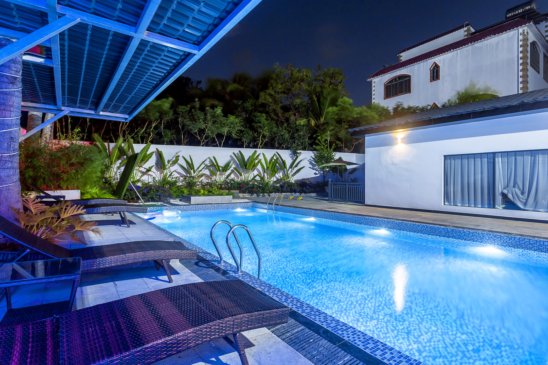 Mosheng Shangsu Travel Rental (Tropical Paradise Forest Park) 2*