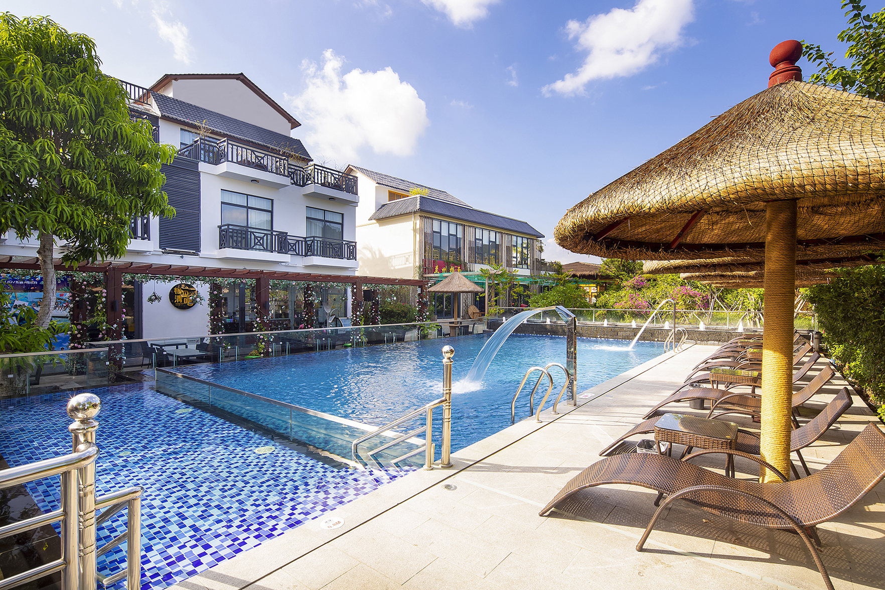Free and Easy Guesthouse 2*