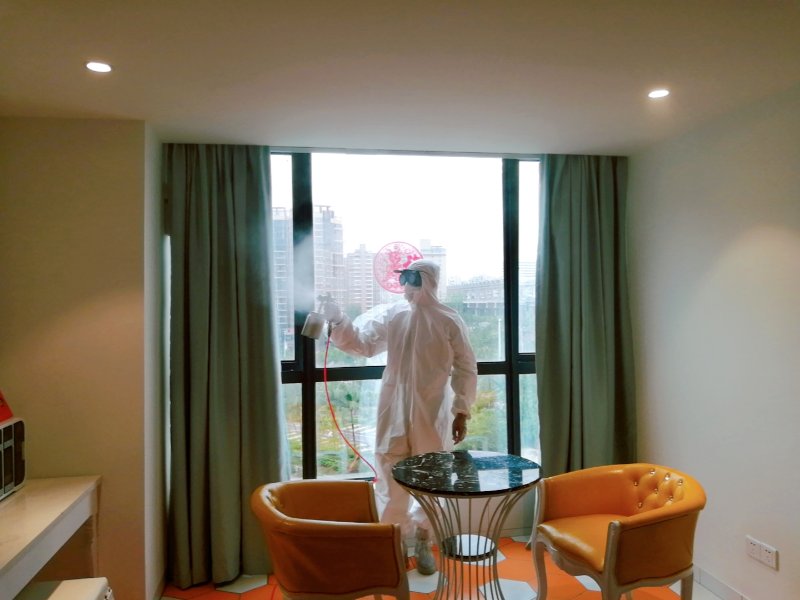 Haikou Green Orange Theme Hotel (Wuyue Plaza, East High-speed Railway Station) 2*