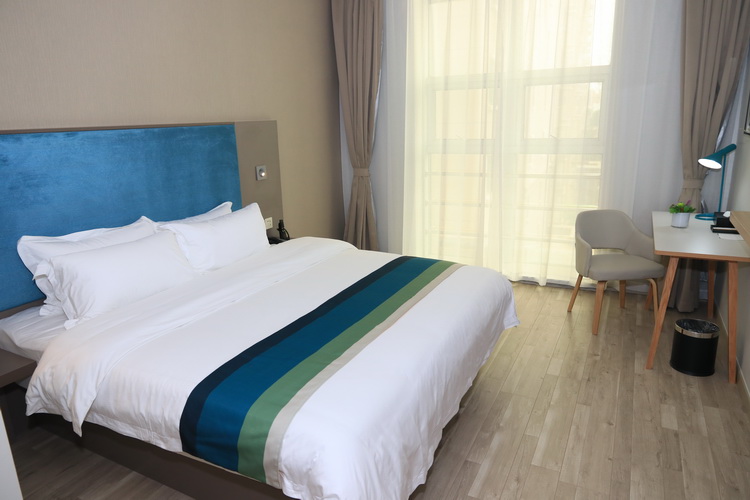 Homeinn Selected Hotel (Tianjin Xianshuigu University Town National Exhibition Center) 3*