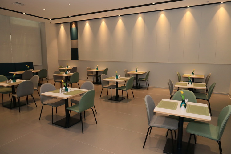 Homeinn Selected Hotel (Tianjin Xianshuigu University Town National Exhibition Center) 3*