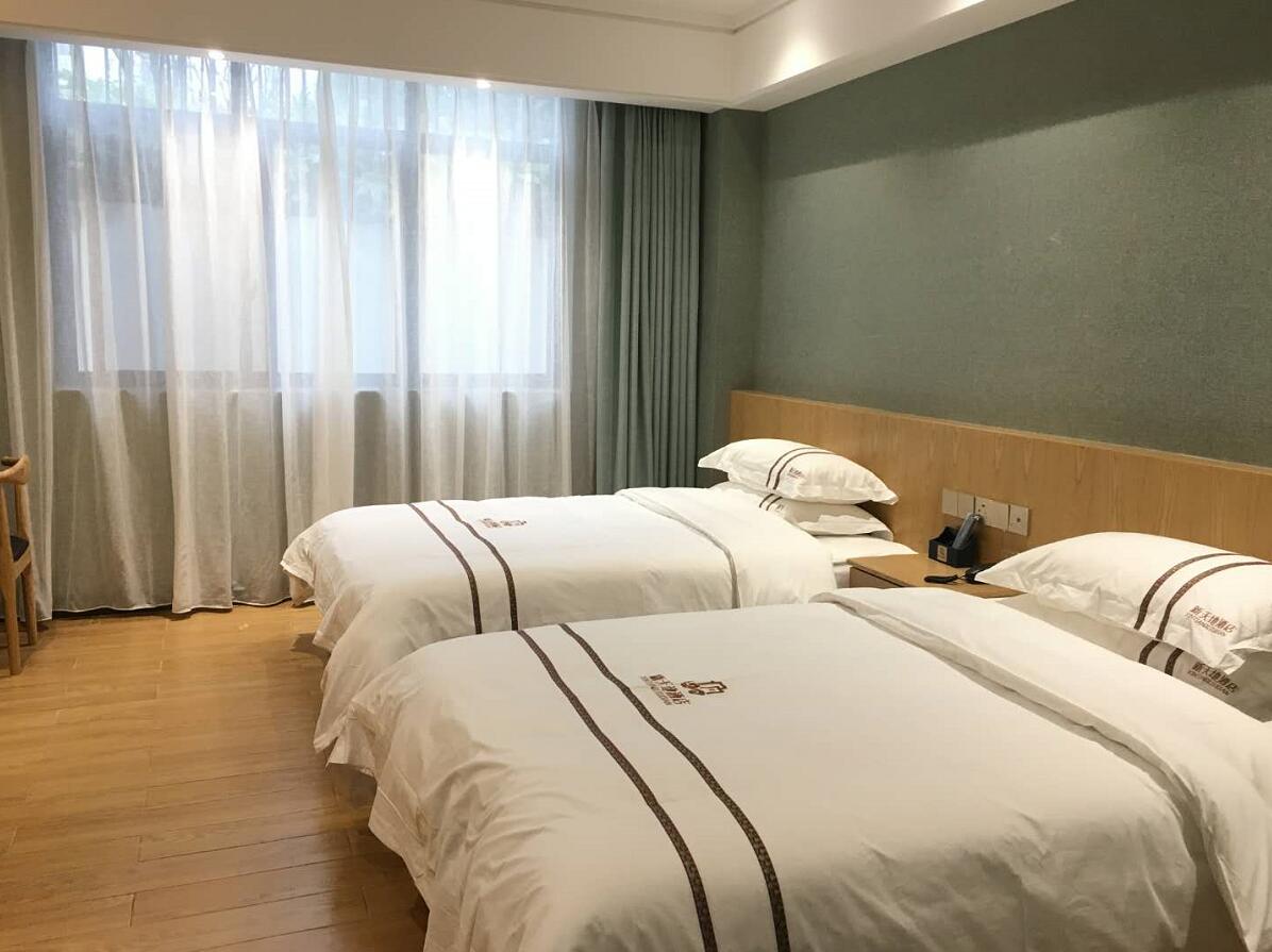 New World Hotel (Jishou Municipal Government Ganzhou Ancient City) 2*