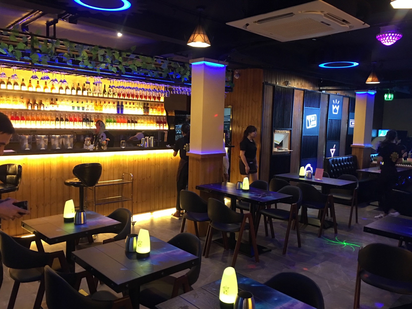 No.8 Chain Hotel (Shenzhen Tianbei Honghu Park) 2*