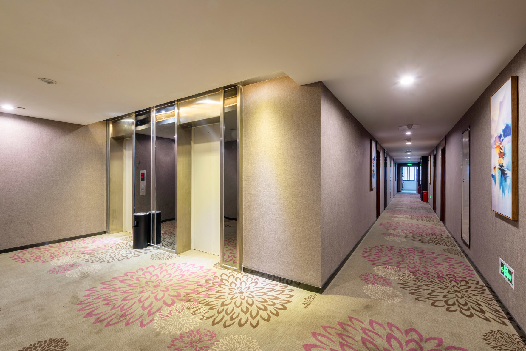 Yestour Hotel (Chongqing University Town) 2*