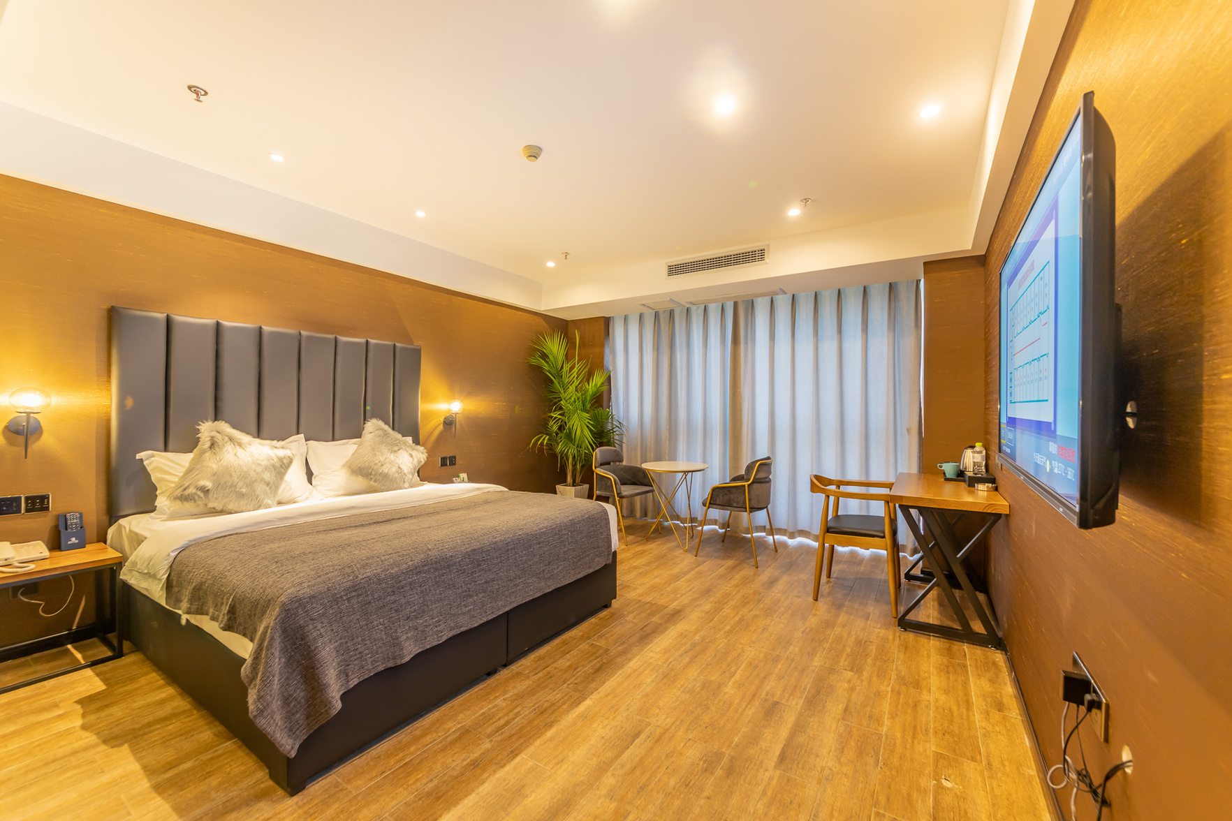 Yestour Hotel (Chongqing University Town) 2*