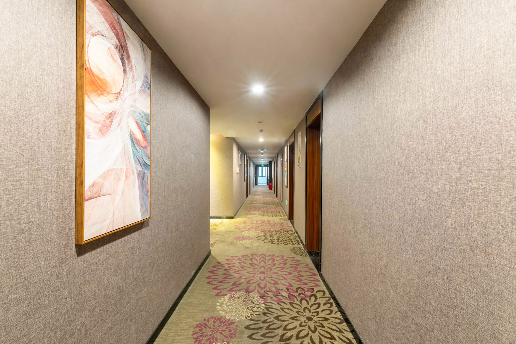 Yestour Hotel (Chongqing University Town) 2*
