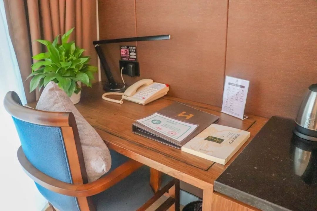 Junhui Hotel (Chongqing Shizhu the high-speed rail Store) 3*