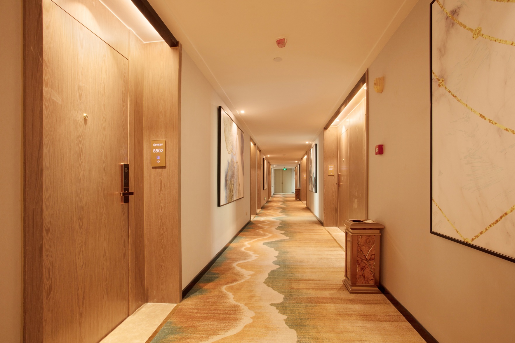 Xingkai Hotel 2*