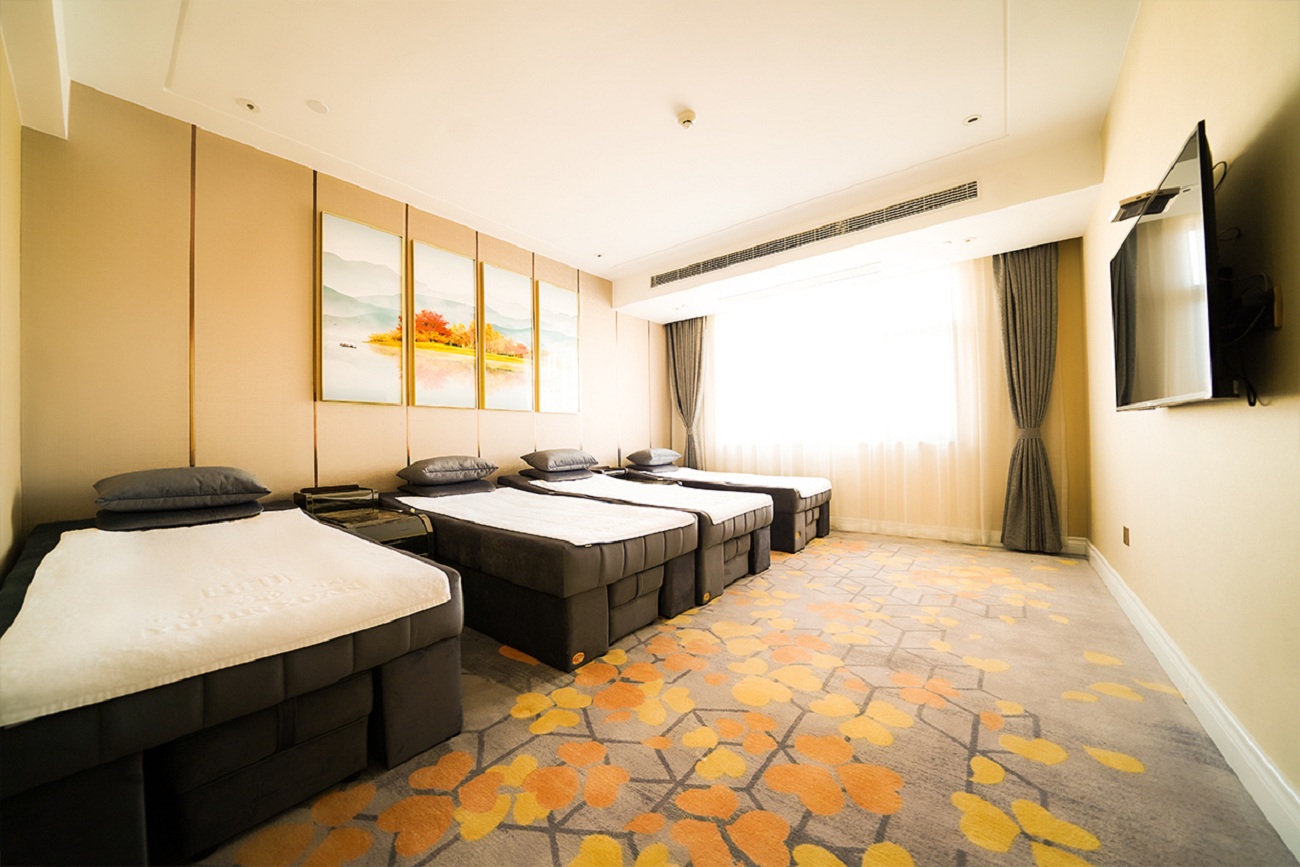Mingfan Hot Spring Hotel 3*