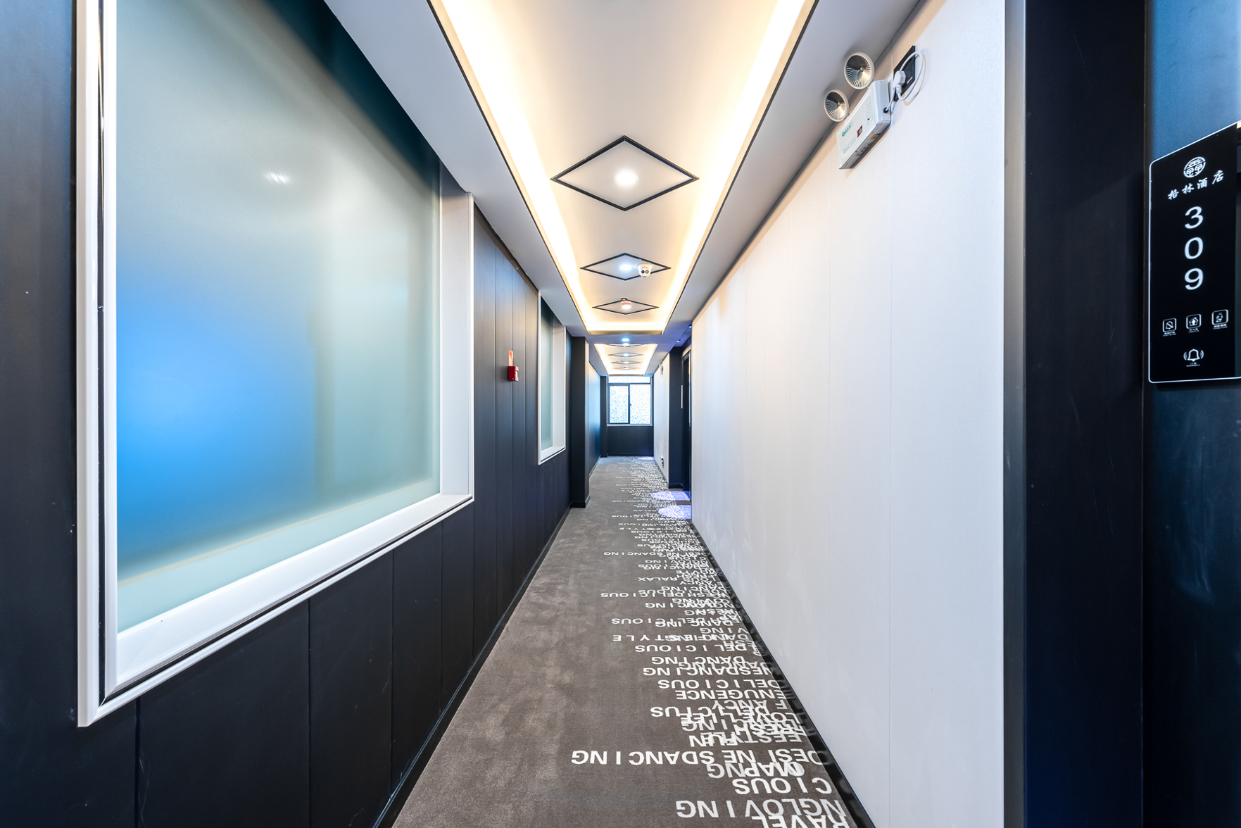 Xingelin Intelligent Hotel (East High-speed Railway Station Fruit Market Branch) 2*