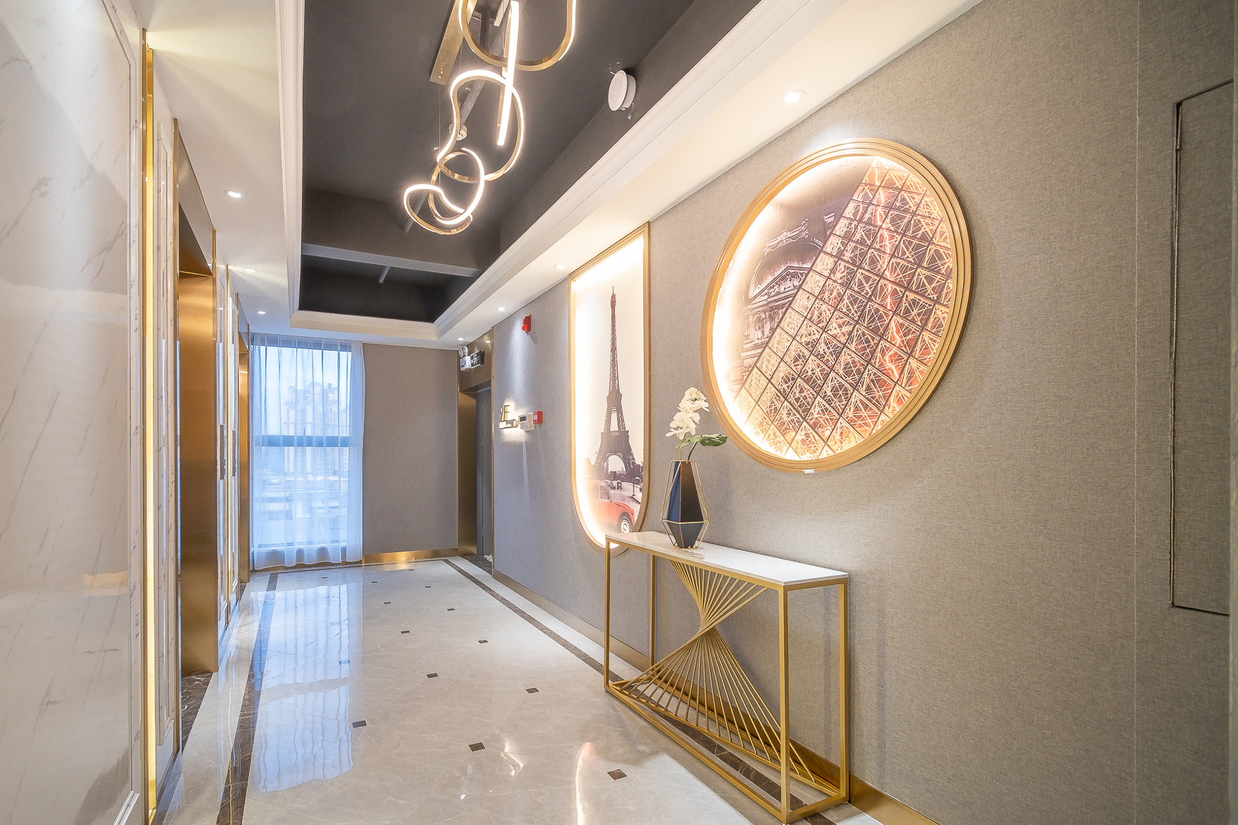 Arc de Triomphe Hotel 3*