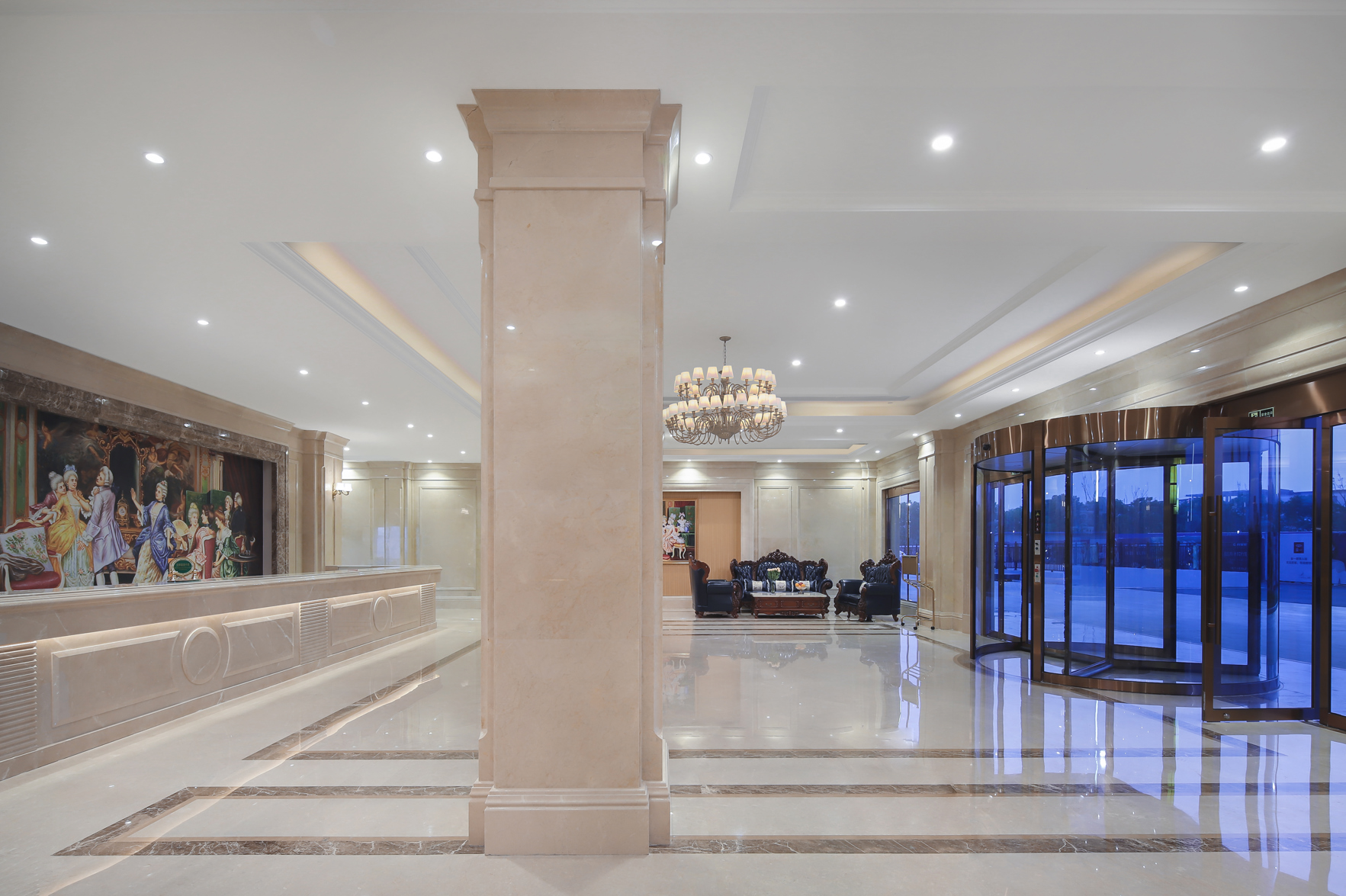 Vienna International Hotel (Hai'an High Speed Railway Station) 3*