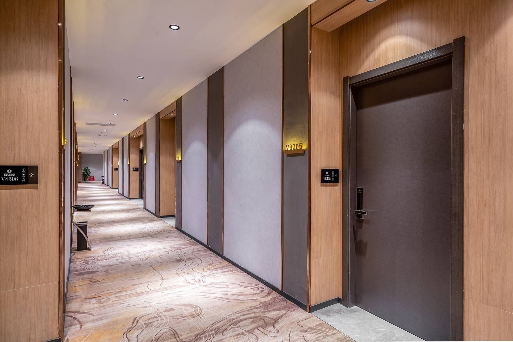Baisite Hotel 2*