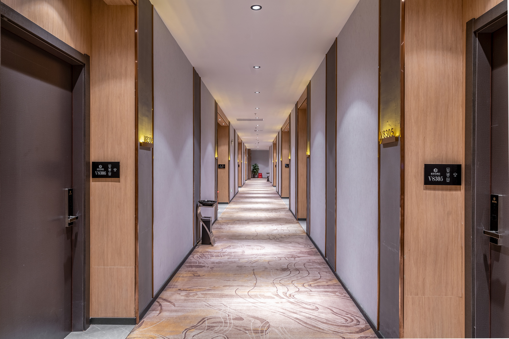 Baisite Hotel 2*