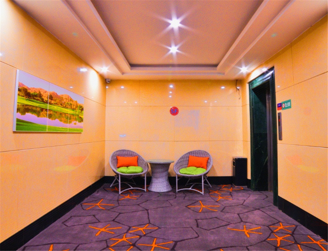 Junyi Hotel Chain (Xupu Pedestrian Street Branch) 2*