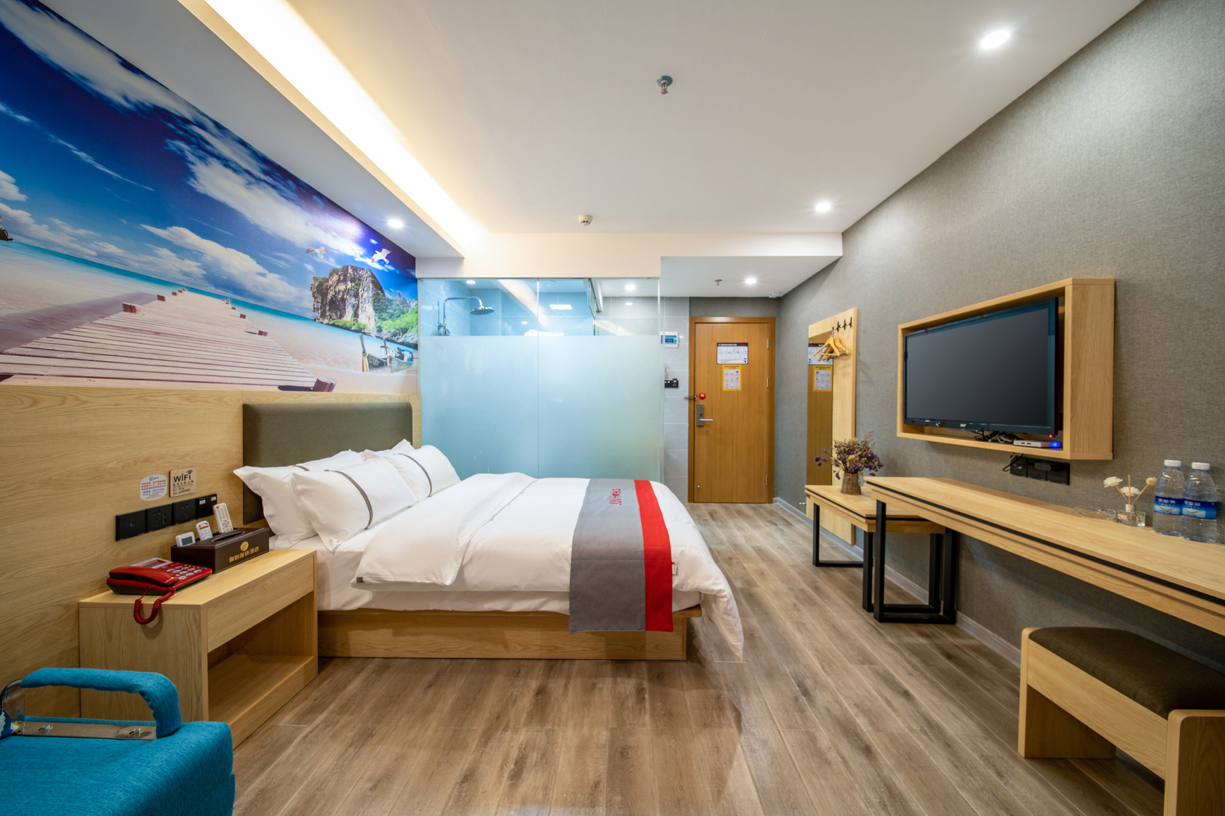 Junyi Chain Hotel (Fangchenggang High-speed Railway North Station Store) 2*