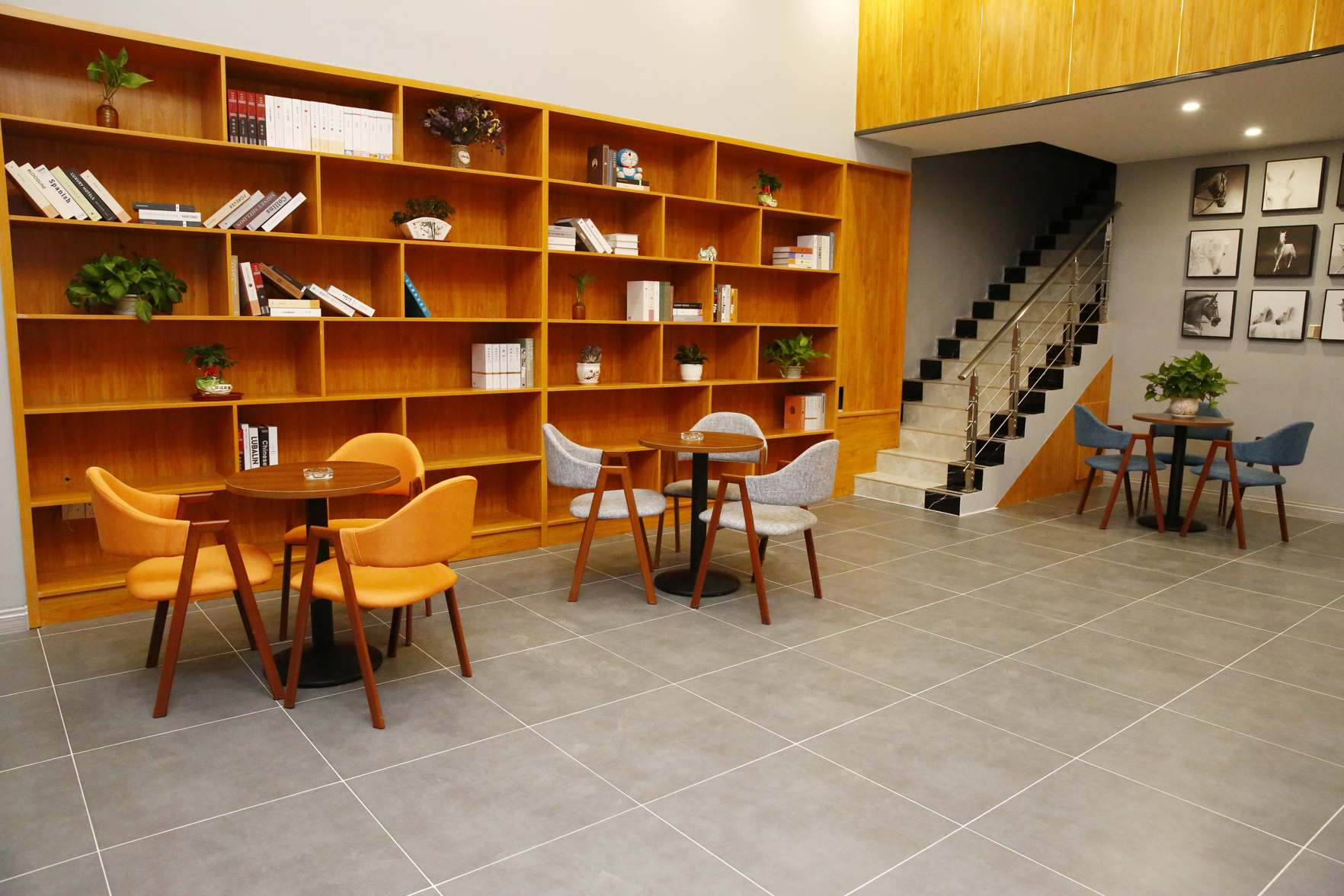 Junyi Chain Hotel (Fangchenggang High-speed Railway North Station Store) 2*