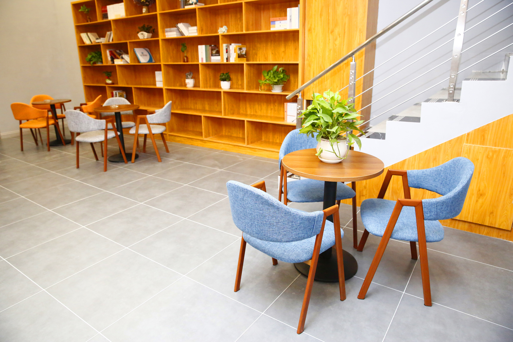 Junyi Chain Hotel (Fangchenggang High-speed Railway North Station Store) 2*
