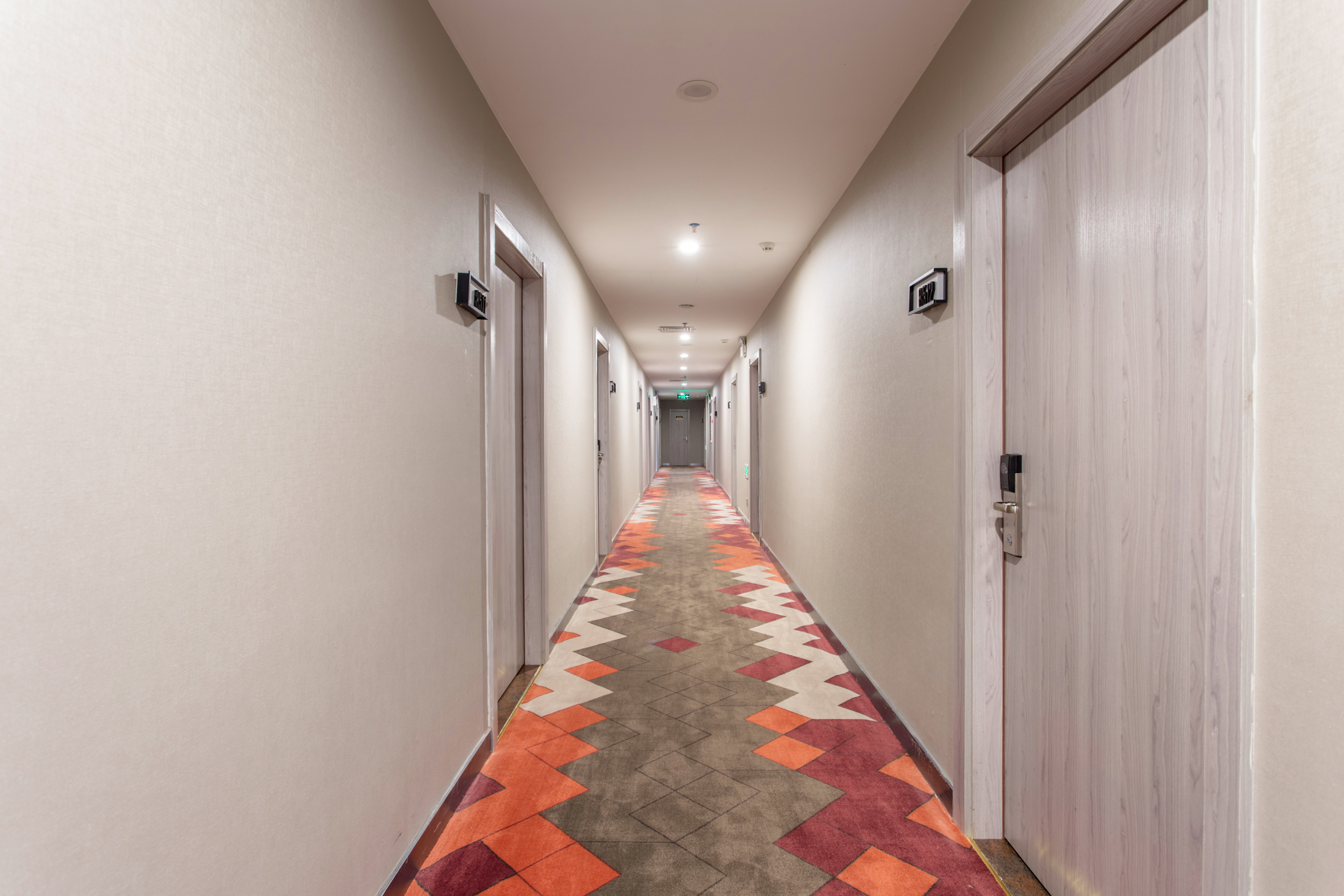Borrman Hotel (Fangchenggang Qisha) 3*