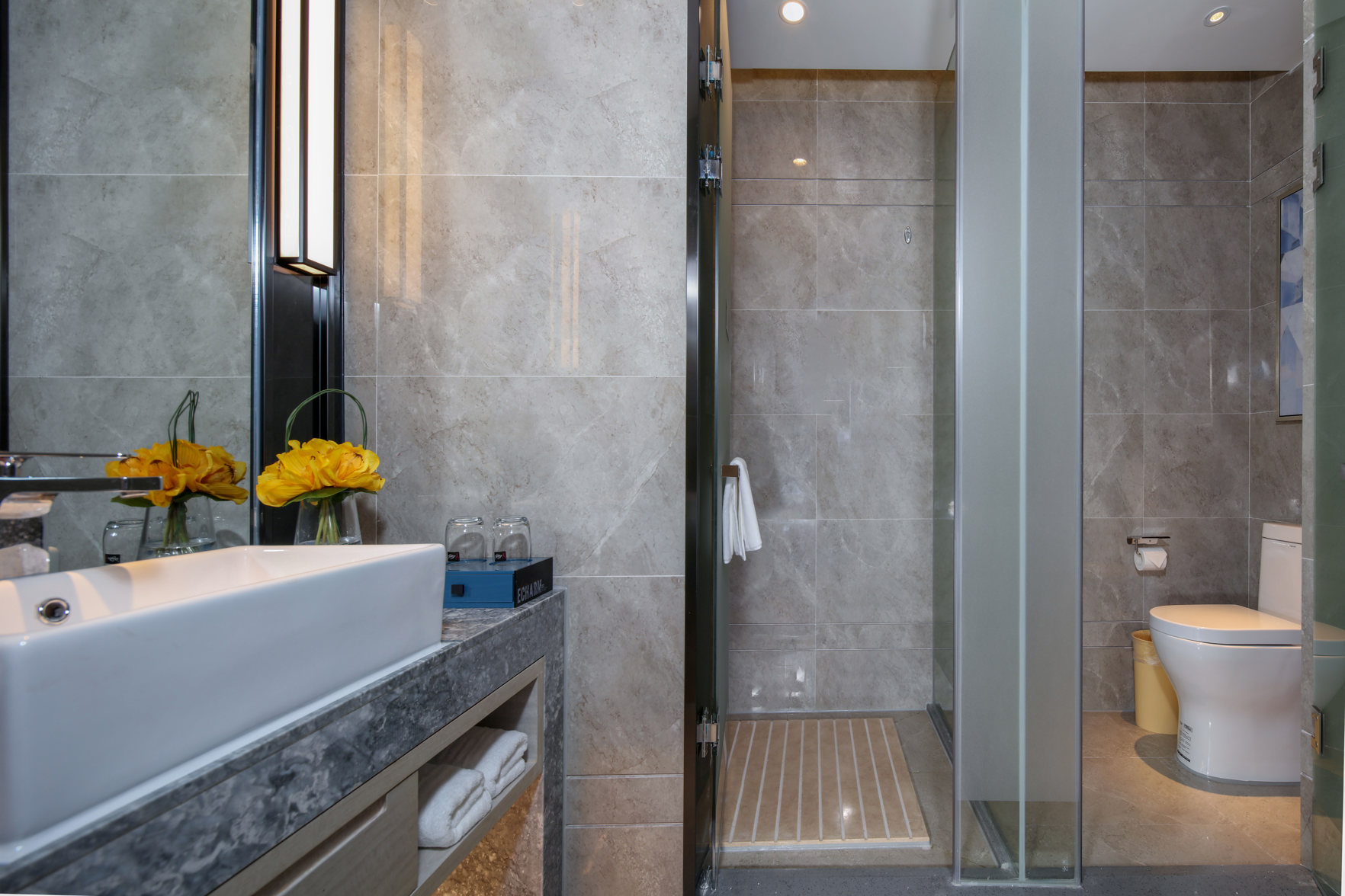 Echarm Hotel (Mile) 3*